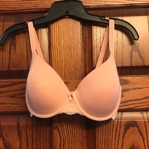 Adore Me T shirt bra